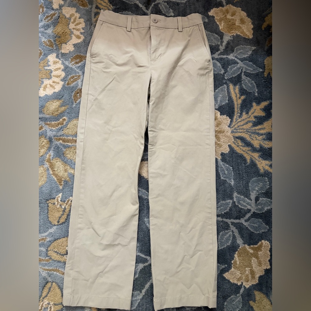 EUC Boys Vineyard Vines Performance Khaki pants - size 14